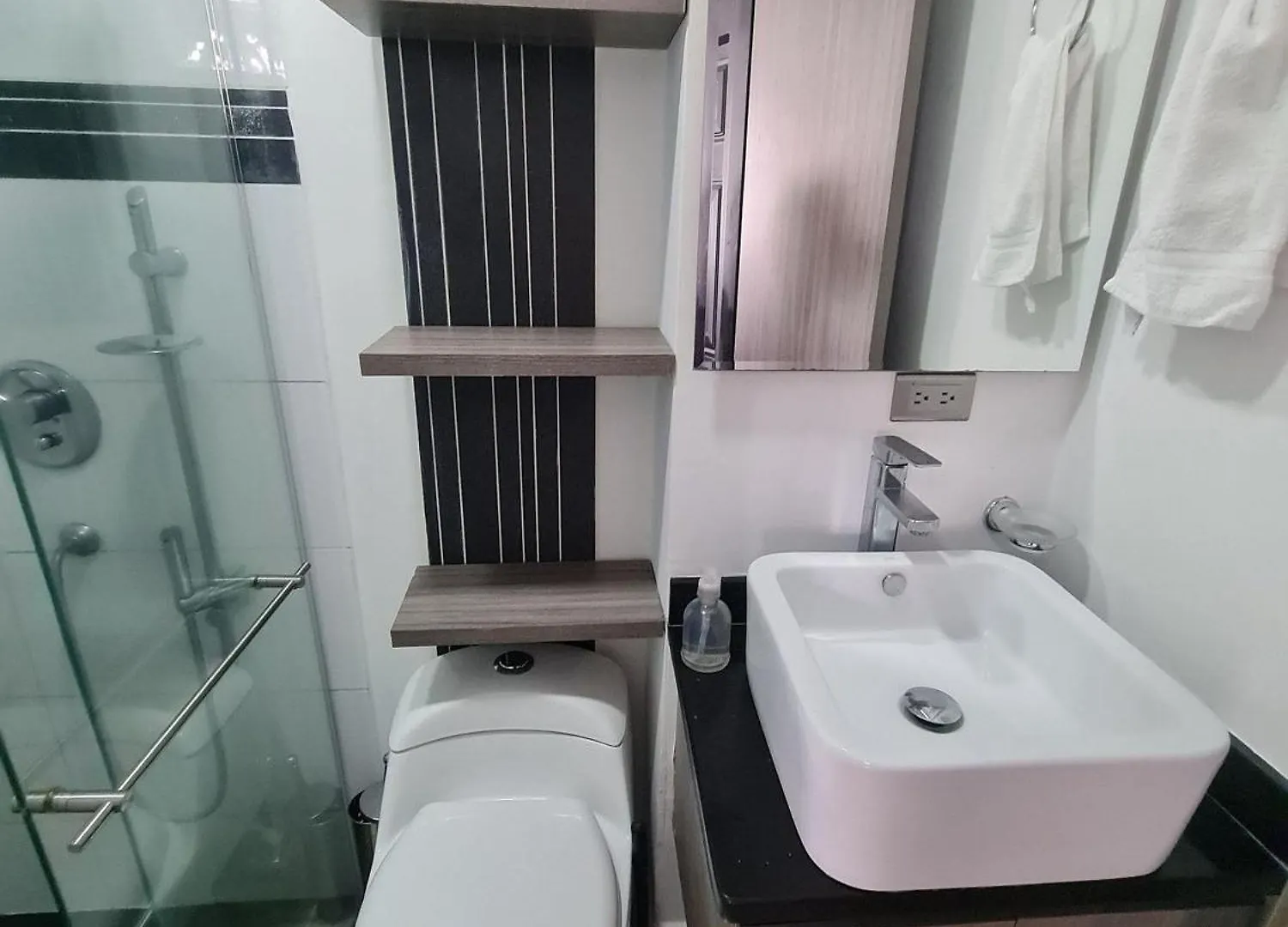 503 Moderno Aparta-Suite En Versalles Tipo Loft - Cali Tower Suites & Lofts 0*,
